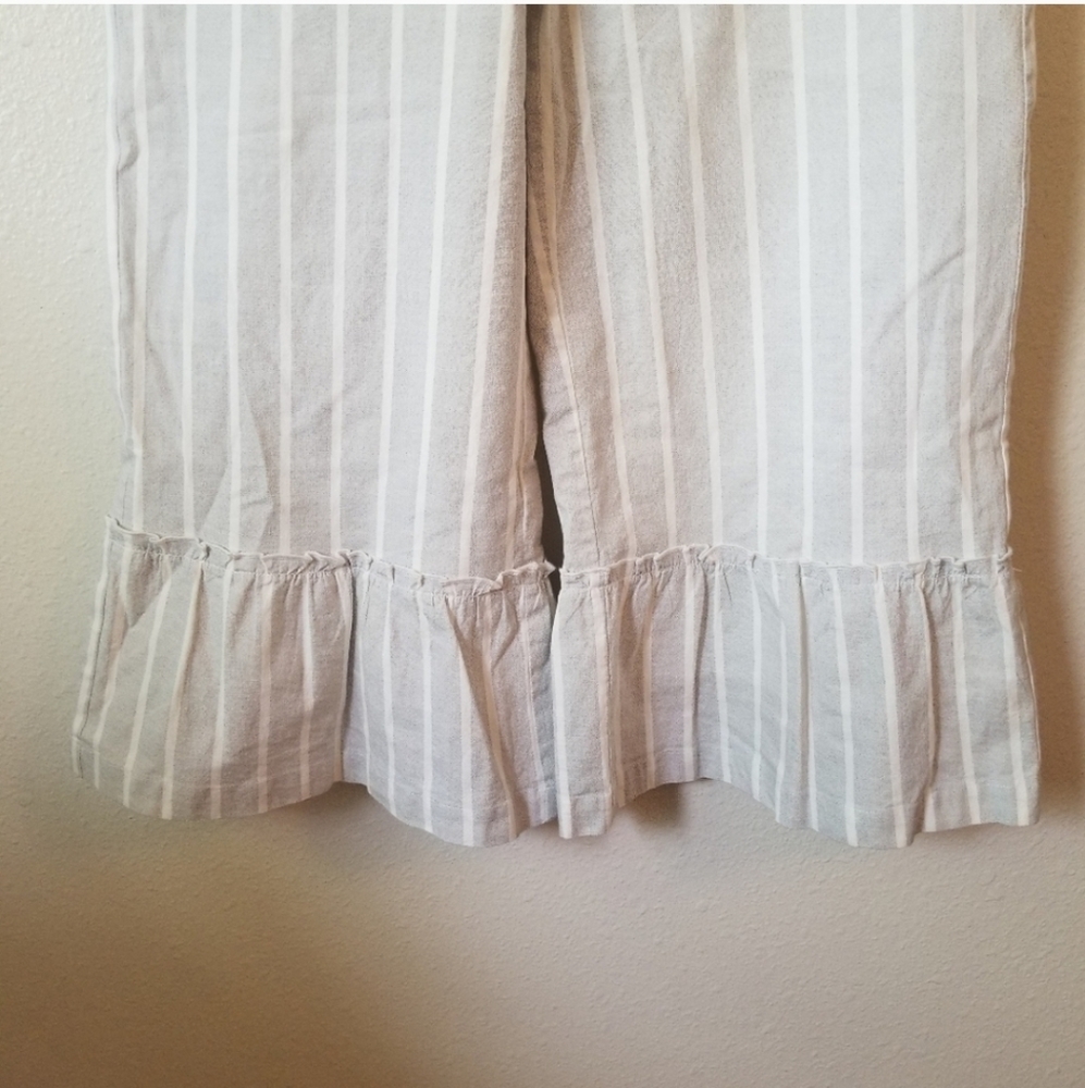 ENGLISH FACTORY Cropped Ruffle Pants - Picture 4 of 7
